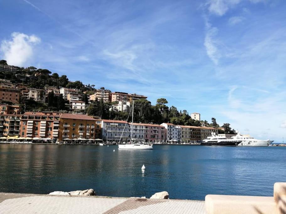 Sweet Liana Un Tuffo Nel Cuore Del Paese Porto Santo Stefano  Kültér fotó